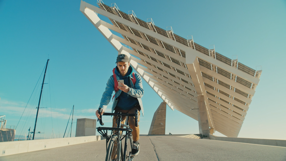 Ride Connected, Not Distracted: Using Technology Safely on a Bicycle