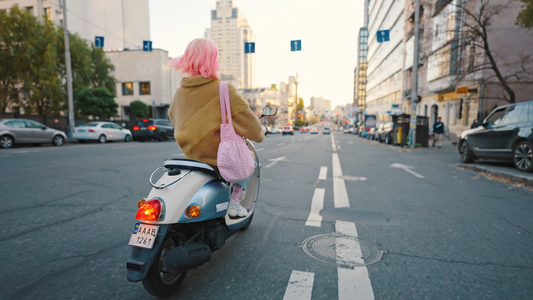 Bike, E-Bike, or Electric Scooter? Choosing Your Best Urban Ride